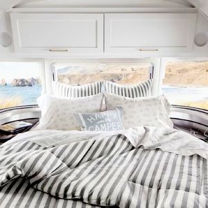 NEW sold out Pottery Barn Airstream Del Mar Organic Cotton King Sheet Set